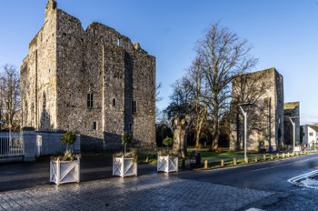  MAYNOOTH CASTLE 