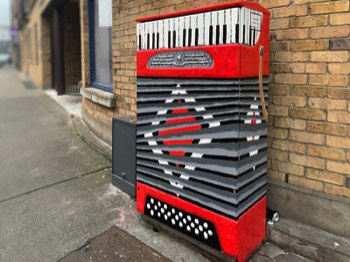  SQUEEZEBOX ON NORTH BRUNSWICK STREET 