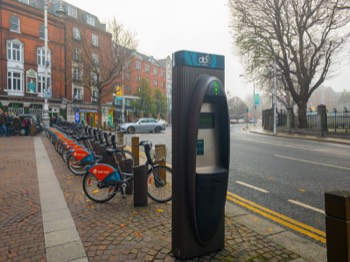  DUBLINBIKES DOCKING STATION 06 AT CHRISTCHURCH PLACE 