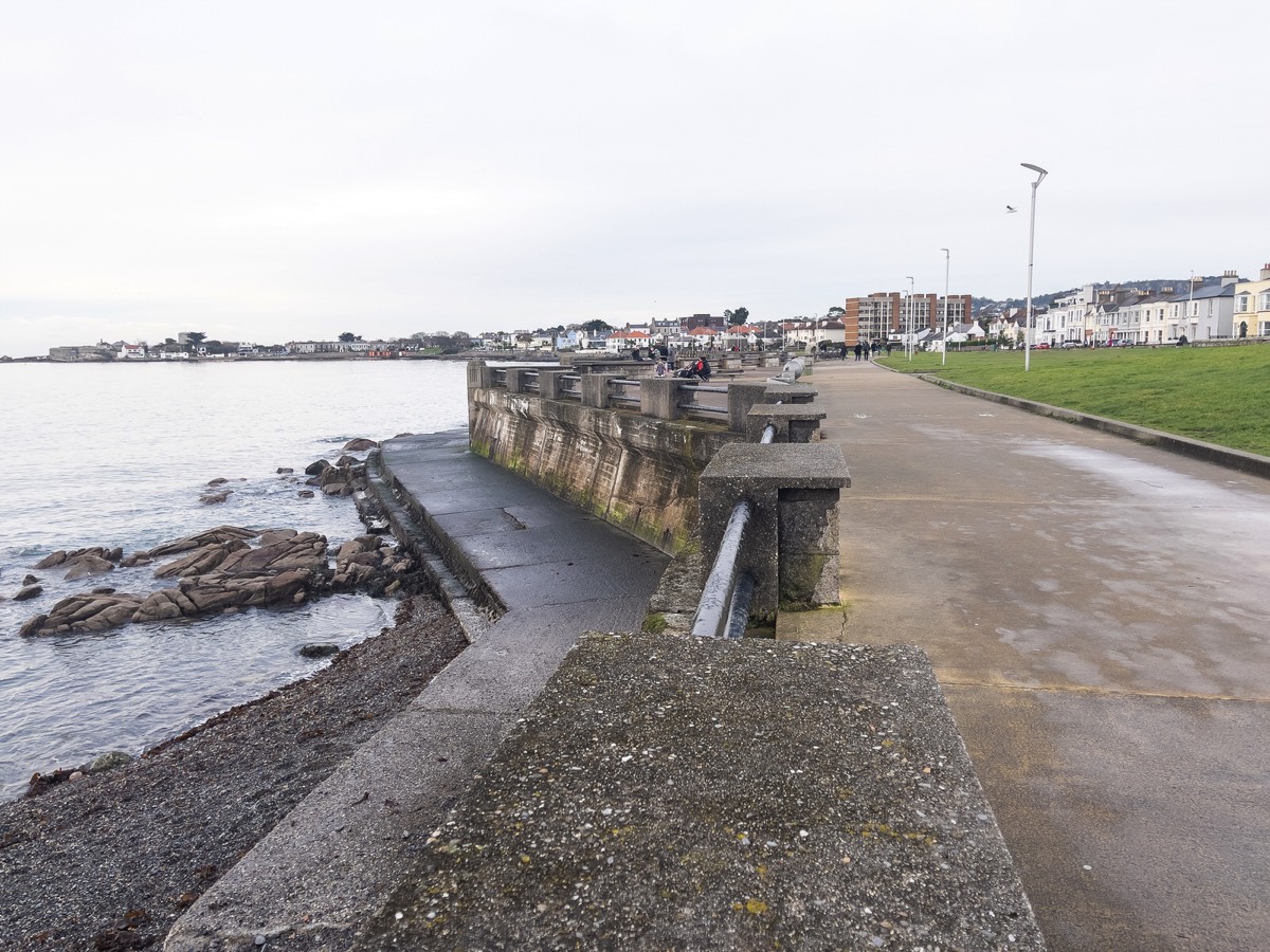 WATERFRONT IN DUN LAOGHAIRE - MARINE PARADE SCOTSMAN