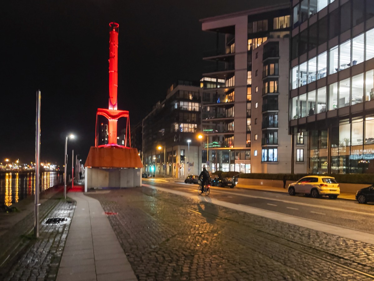 THE DIVING BELL IN  DUBLIN DOCKLANDS 004