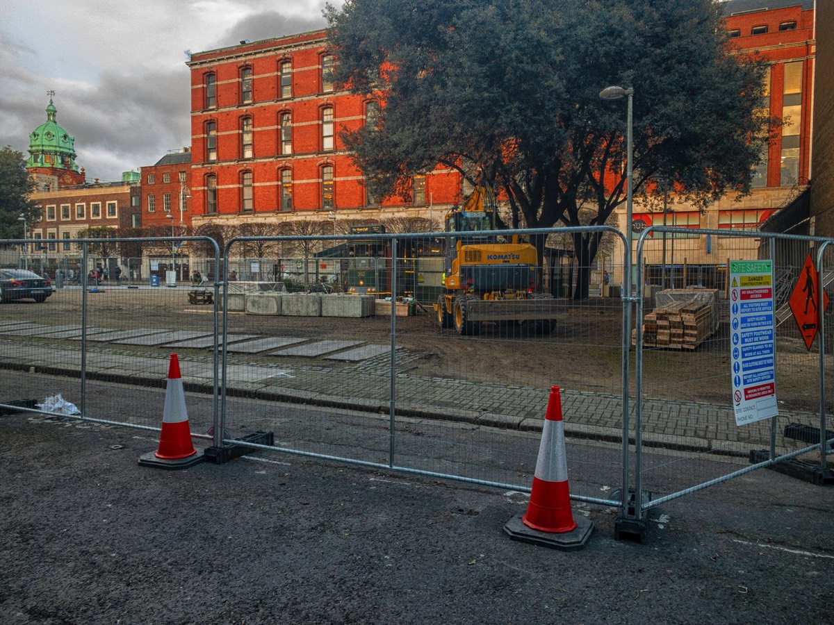 WOLFE TONE PARK NOW CLOSED TO PUBLIC - IS THE REGENERATION NOW UNDERWAY  002