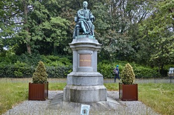  STEPHENS GREEN 