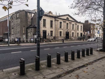  DUBLINBIKES DOCKING STATION 32 ON PEARSE STREET 