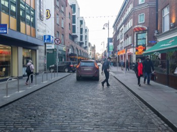  FLEET STREET IN THE TEMPLE BAR AREA 