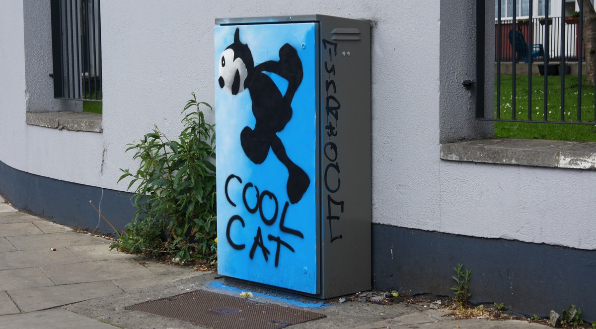  COOL CAT AN EXAMPLE PAINT-A-BOX STREET ART 