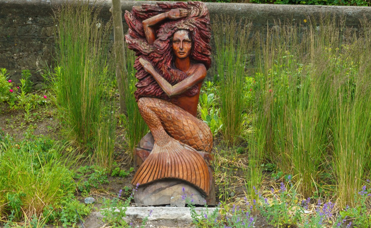 WOOD SCULPTURES IN HOWTH BY RICHIE CLARKE 005