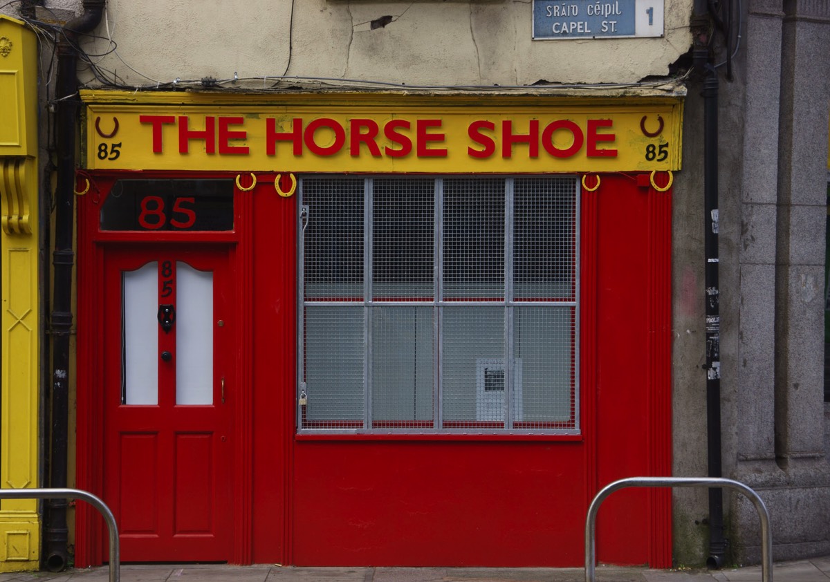 THE HORSE SHOE AT 85 CAPEL STREET