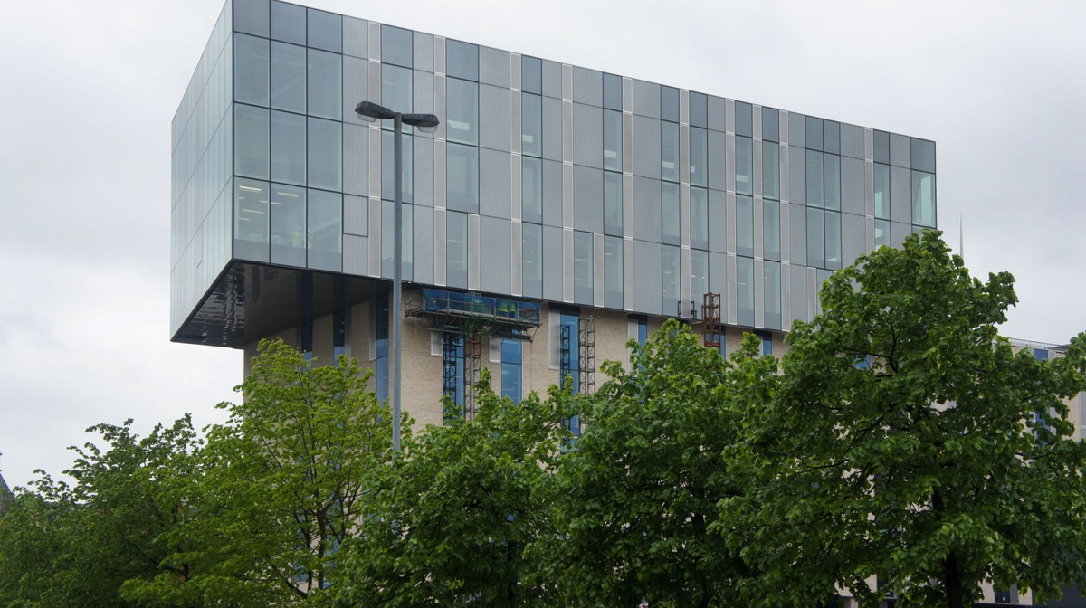 ULSTER UNIVERSITY BELFAST CAMPUS PHOTOGRAPHED MAY 2015 005