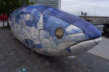  BIGFISH OR THE SALMON OF KNOWLEDGE AT THE LAGAN WEIR IN BELFAST  