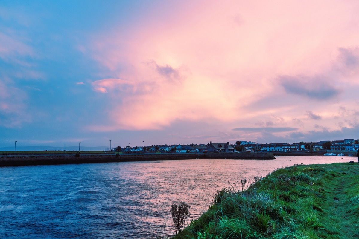 THE CLADDAGH AREA AT SUNSET 008