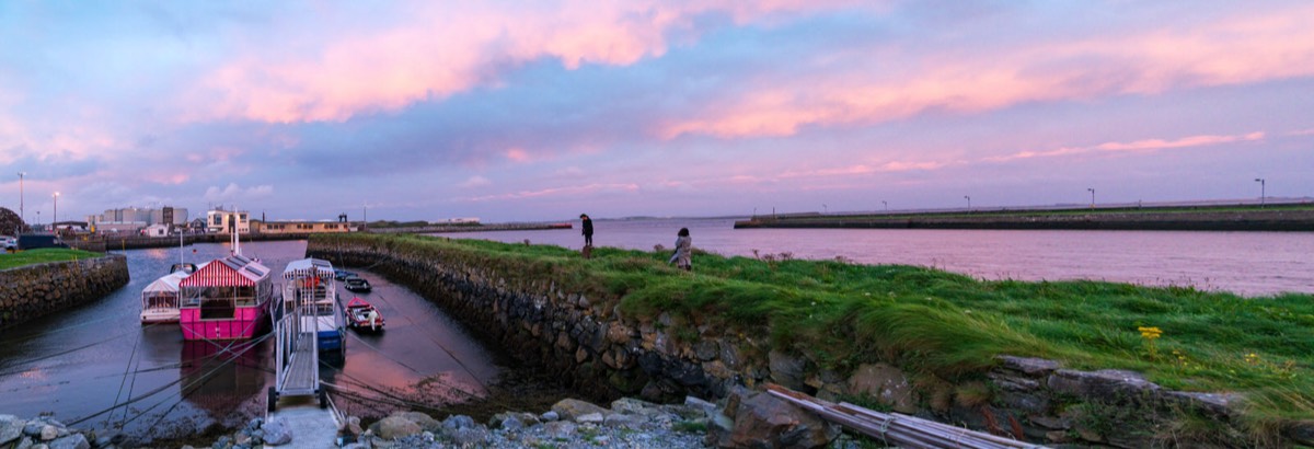 THE CLADDAGH AREA AT SUNSET 012