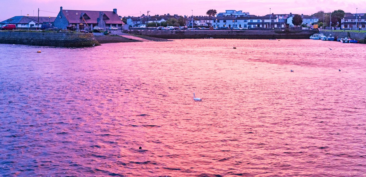 THE CLADDAGH AREA AT SUNSET 013