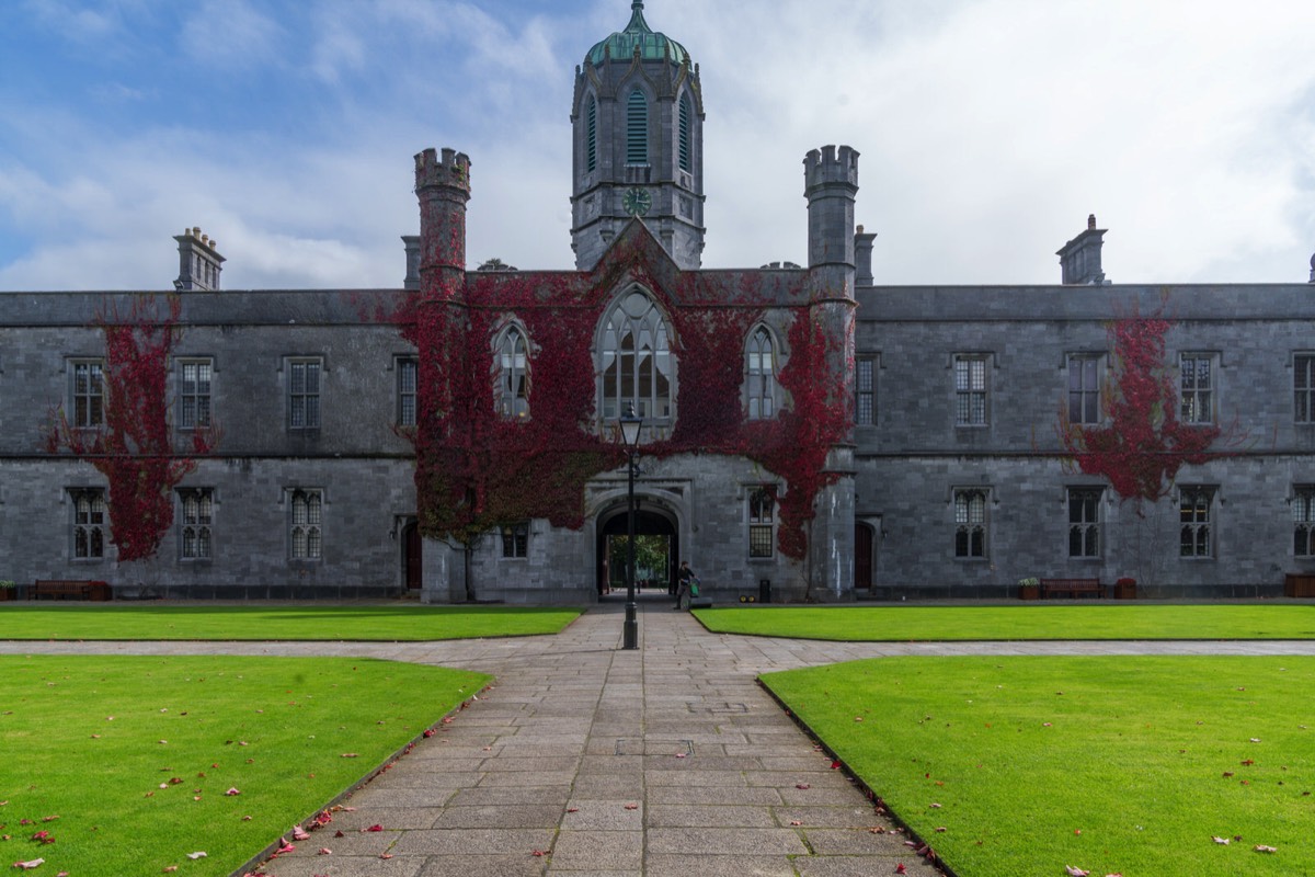 UNIVERSITY CAMPUS IN GALWAY 008