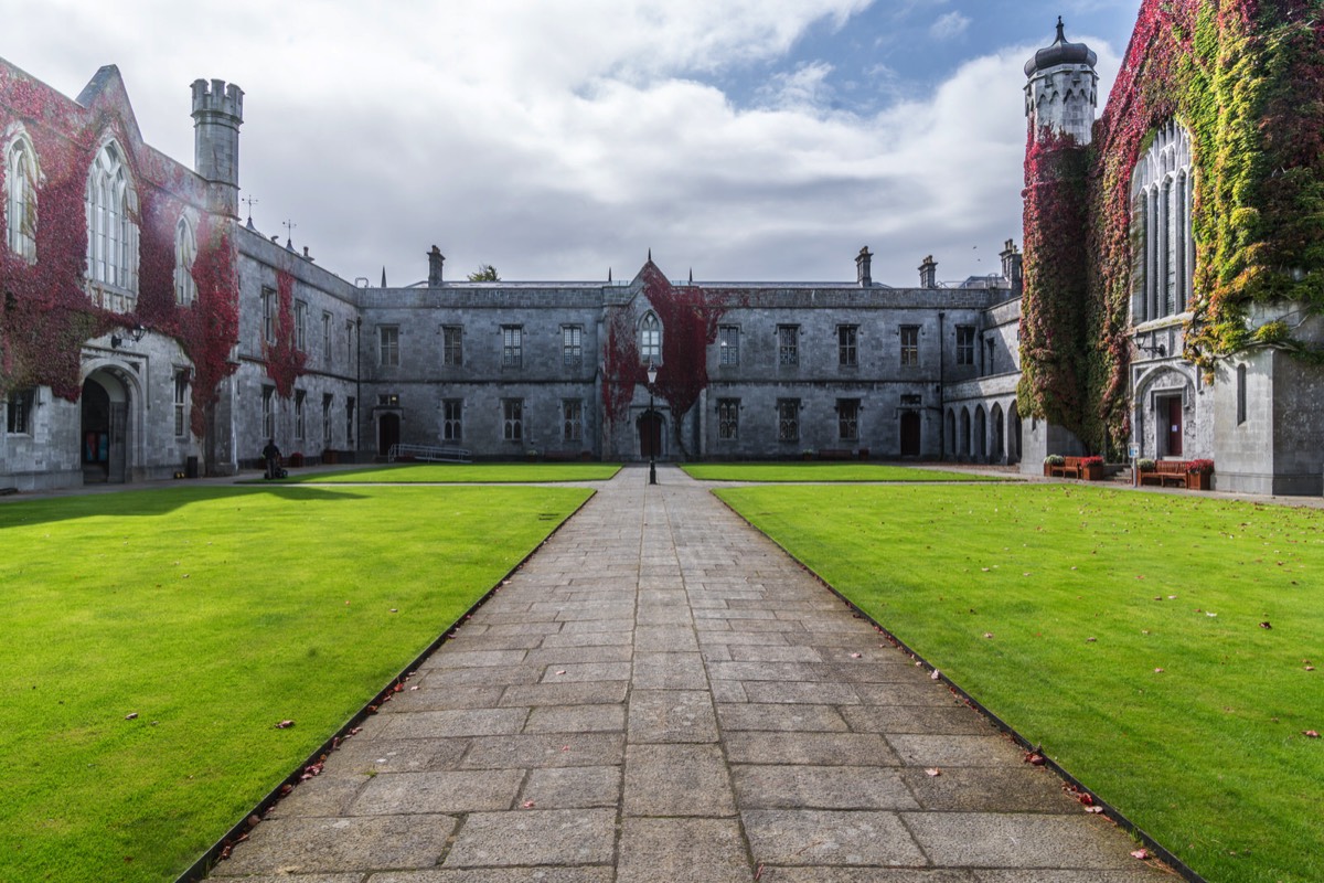 UNIVERSITY CAMPUS IN GALWAY 009