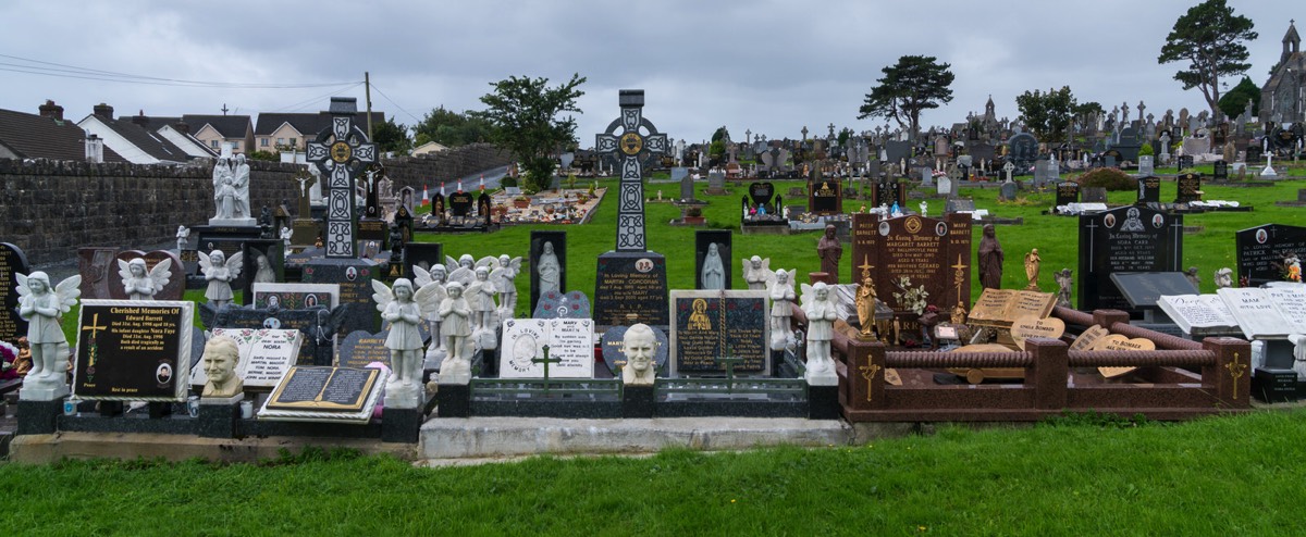 BOHERMORE CEMETERY IN GALWAY 048