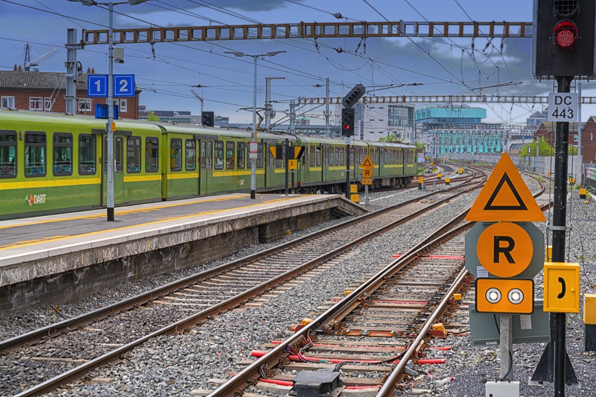 GRAND CANAL DOCK RAILWAY STATION 002