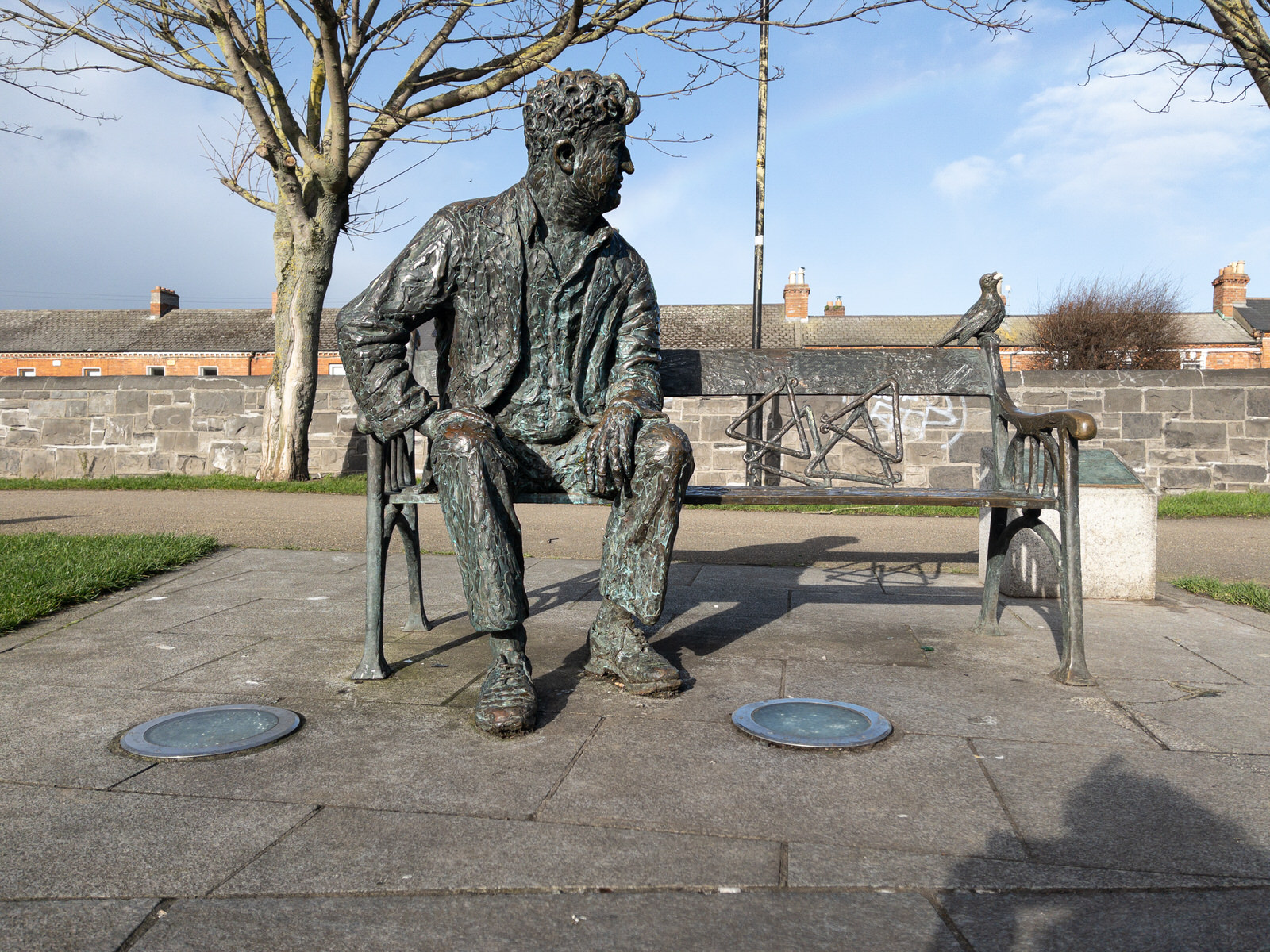 BRENDAN BEHAN SCULPTURE AR BINNS BRIDGE 004