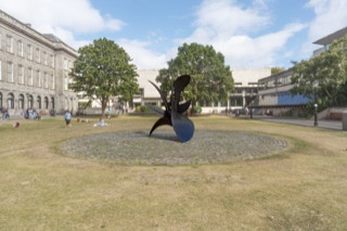 SCULPTURE BY ALEXANDER CALDER  001