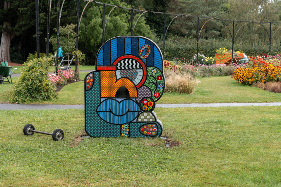 Example 002 - Sculpture